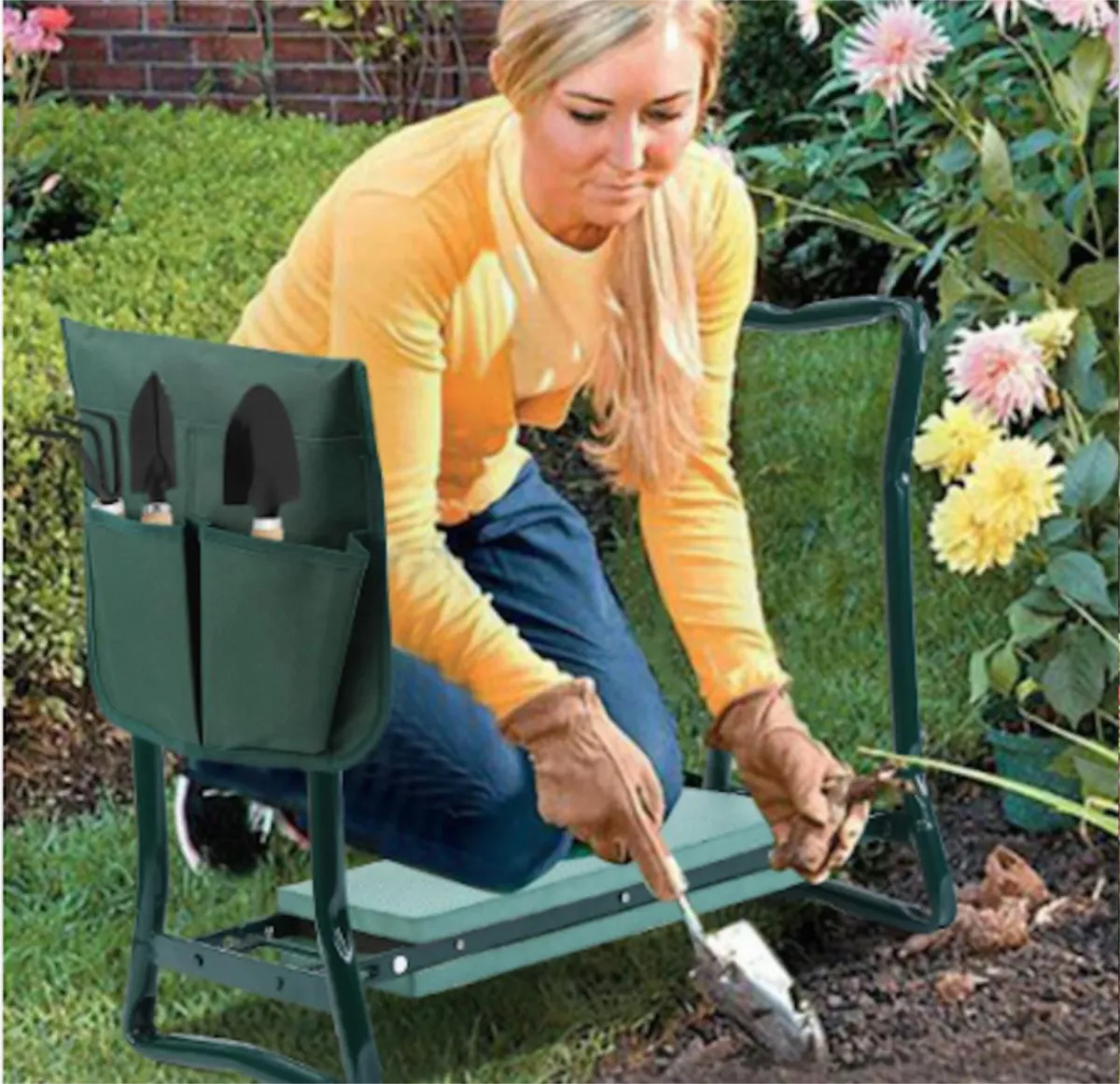 Martina Bartošová - Kľačadlo je praktické a použiteľné, má aj vrecká na uloženie priloženého náradia. Výborne!