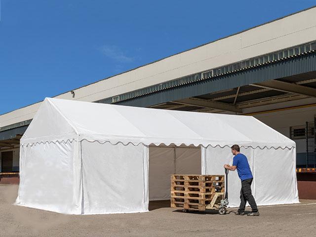 Róbert Krajčík - Super vec! Stan som postavil pred sklad a získal som ďalší priestor.