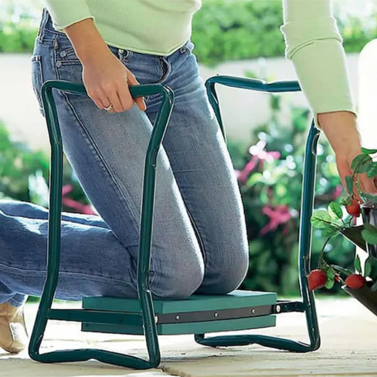 Záhradná stolička – kľakadlo 3 v 1 s organizérom